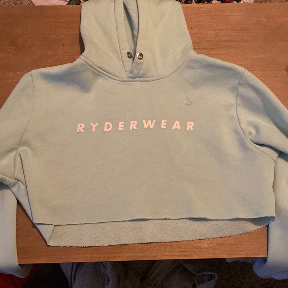 Ryderwear cropped hoodie
